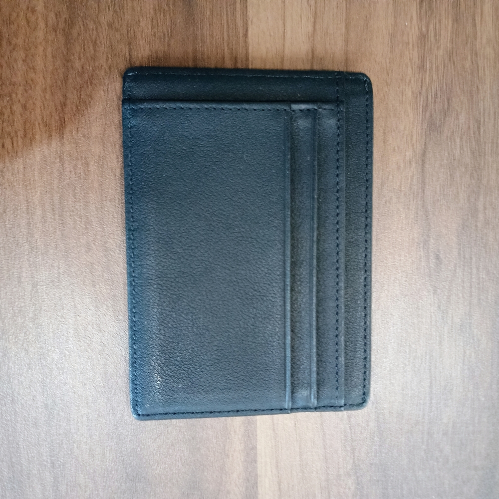 Black Slim Leather Card & Key Holder With Box - Picture 2 of 4